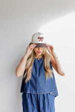 Load image into Gallery viewer, CHEETAH BOW TRUCKER HAT