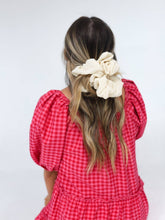 Load image into Gallery viewer, JUMBO SCRUNCHIE ( 29 COLORS )