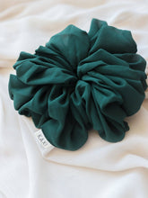 Load image into Gallery viewer, JUMBO SCRUNCHIE ( 29 COLORS )