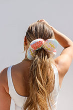 Load image into Gallery viewer, PETAL JUMBO SCRUNCHIE
