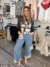 Load image into Gallery viewer, Davi & Dani Lace Applique Wide Leg Jeans