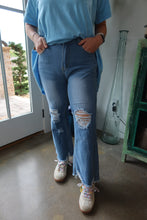 Load image into Gallery viewer, Distressed Raw Hem Jeans with Pockets