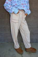 Load image into Gallery viewer, Contrast Stitching Barrel Pants