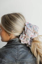 Load image into Gallery viewer, JUMBO SCRUNCHIE ( 29 COLORS )
