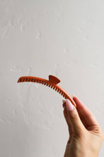 Load image into Gallery viewer, SHINY ORIGINAL HOLD EVERYTHING CLAW ( 22 COLORS)