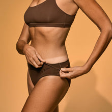 Load image into Gallery viewer, Medium Self-Tanning Mousse