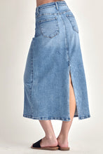 Load image into Gallery viewer, High Rise Back Slit Long Skirt
