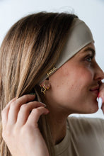 Load image into Gallery viewer, WORKOUT SOFT HEADBANDS (3 COLORS )
