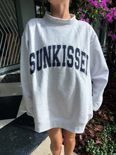Load image into Gallery viewer, Polka Dot Sunkissed Mockneck Sweatshirt
