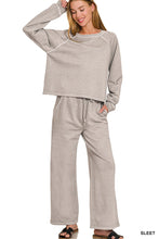 Load image into Gallery viewer, Round Neck Pullover &amp; Pants Set

