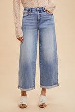 Load image into Gallery viewer, Free Flow Cuff Jeans

