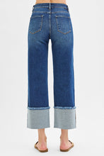 Load image into Gallery viewer, Mid Rise Crop Wide Wide Cuffed Jeans
