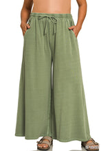 Load image into Gallery viewer, French Terry Washed Pants- (Curvy) (4 Colors)
