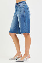 Load image into Gallery viewer, Slouchy Seamed Jorts
