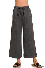 Load image into Gallery viewer, Acid Washed Fleece Pintuck Wide Leg Cropped Pants

