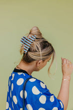 Load image into Gallery viewer, POLKA DOT &amp; STRIPED OVERSIZED CLAWS
