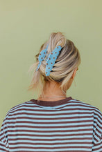 Load image into Gallery viewer, POLKA DOT &amp; STRIPED OVERSIZED CLAWS
