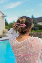 Load image into Gallery viewer, POLKA DOT OVERSIZED LAY DOWN CLAW

