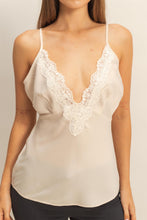 Load image into Gallery viewer, Lace Trimmed Cami Top
