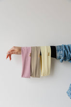 Load image into Gallery viewer, WORKOUT SOFT HEADBANDS (3 COLORS )
