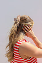 Load image into Gallery viewer, MOTHERHOOD CLAW
