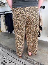 Load image into Gallery viewer, Washed Leopard Mid Rise Barrel Pants
