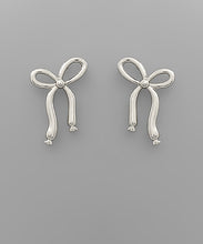 Load image into Gallery viewer, Balloon Bow Earrings
