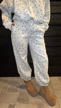 Load image into Gallery viewer, Star Sweatpants
