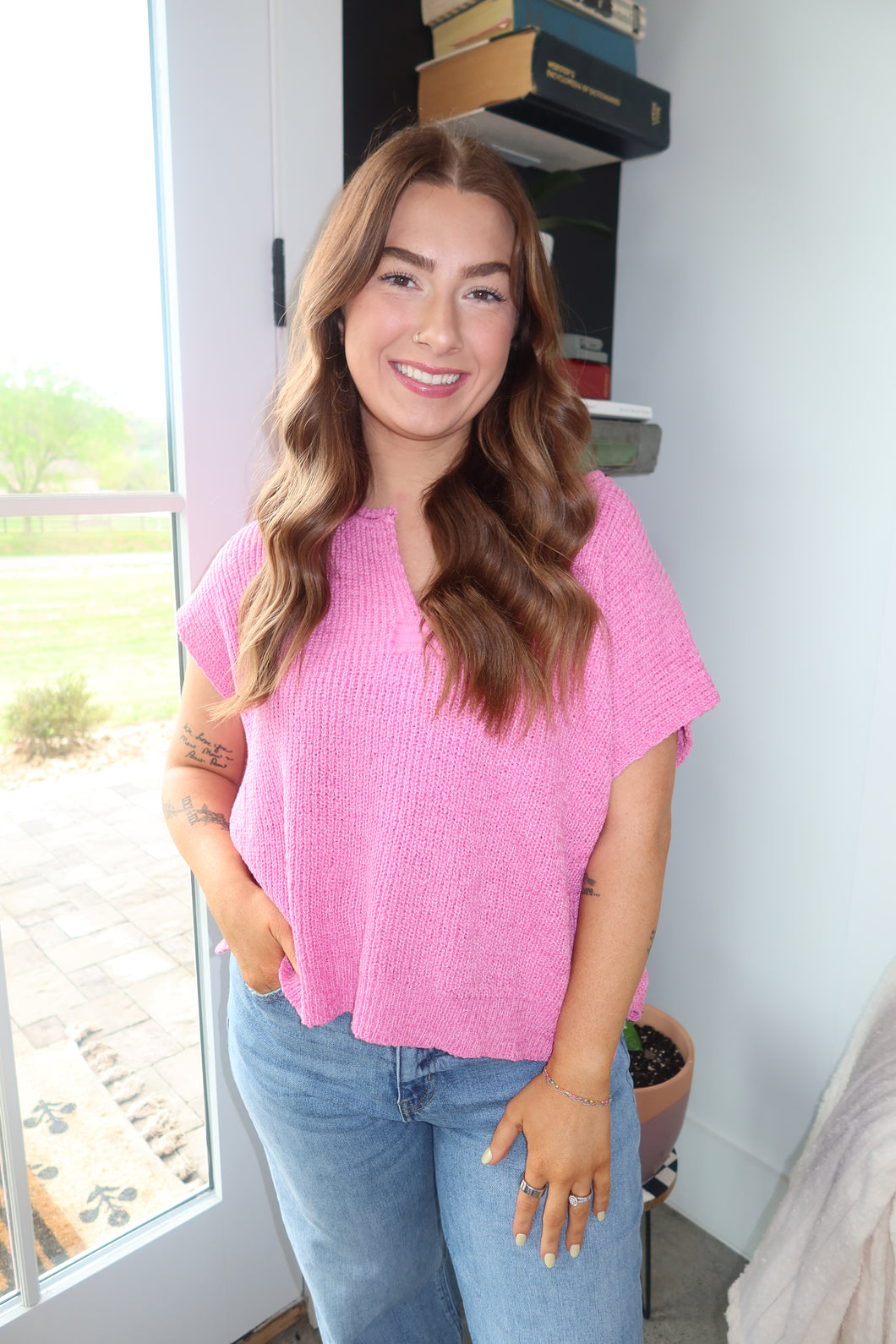 SPLIT-NECK SIDE SLIT PULLOVER
