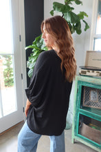 Load image into Gallery viewer, WOVEN AIRFLOW V-NECK PUFF HALF SLEEVE TOP
