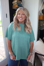 Load image into Gallery viewer, Oversized Front Pocket Boyfriend Tee
