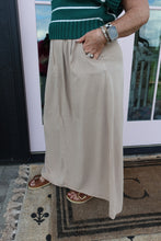 Load image into Gallery viewer, High Rise Full Length Tencel Skirt

