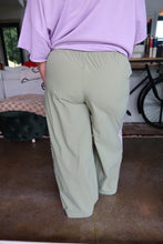 Load image into Gallery viewer, Side Contrast And Lace Detailed Track Pants
