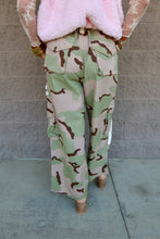 Load image into Gallery viewer, Beige Camo Twill Cargo Pants
