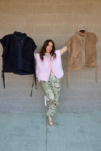 Load image into Gallery viewer, Oversized Faux Fur Vest
