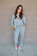 Load image into Gallery viewer, Round Neck Pullover &amp; Pants Set
