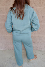 Load image into Gallery viewer, Fleece Raglan Sleeve Pullover &amp; Sweatpants Set
