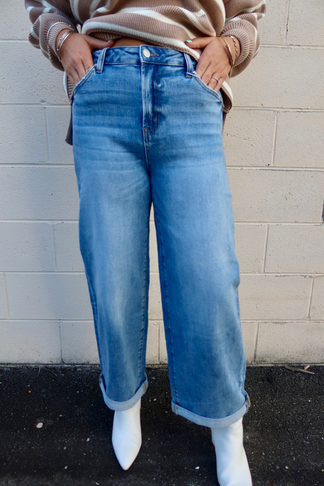 Free Flow Cuff Jeans