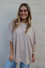 Load image into Gallery viewer, Washed Short Sleeve Top
