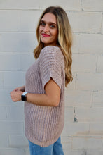 Load image into Gallery viewer, Short Sleeve Round Neck Sweater
