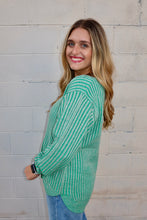 Load image into Gallery viewer, Curved Hem Two-Tone Sweater
