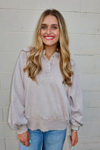 Load image into Gallery viewer, Button Up Collared Pullover
