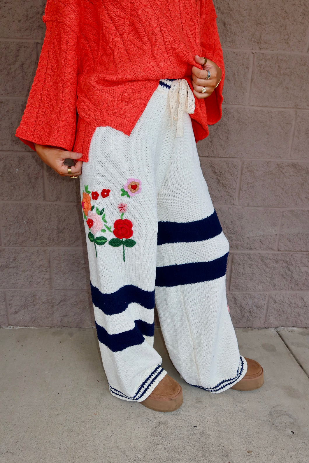 Embroidered Detail Chenille Sweater Pants
