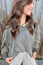 Load image into Gallery viewer, French Terry Oversized Sweatshirt
