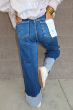 Load image into Gallery viewer, Mid Rise Wide Leg Cuffed Double Pocket Detail
