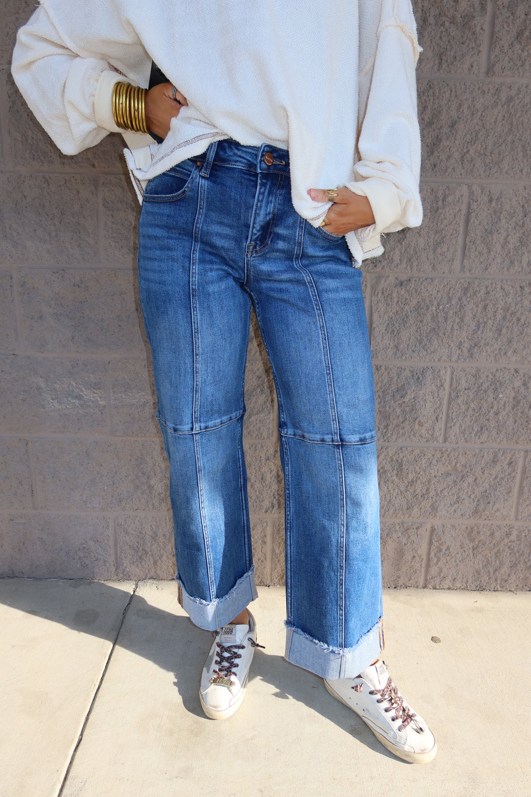 Slouchy Crop Wide Seam Detailed Jeans