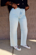 Load image into Gallery viewer, Lani Jeans
