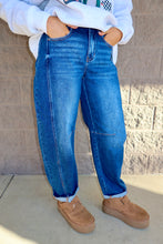 Load image into Gallery viewer, High Rise Crop Barrel Cuffed Jeans

