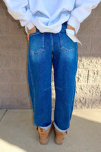 Load image into Gallery viewer, High Rise Crop Barrel Cuffed Jeans
