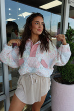 Load image into Gallery viewer, Patchwork Printed Pullover
